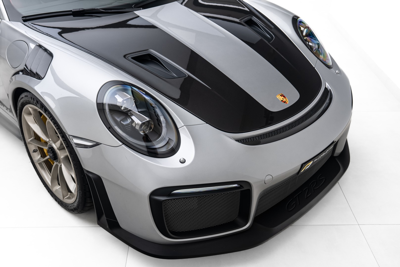 2018 PORSCHE 911 GT2 RS WEISSACH I GCC WITH DEALER WARRANTY